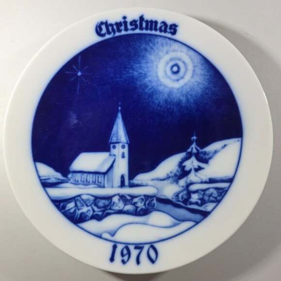 Christmas Plate 1970 German Limited Edition Blue White Porcelain Vtg holiday - Picture 1 of 4